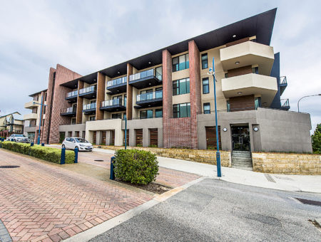 Marina Drive Apartments, Ascot Waters, WA